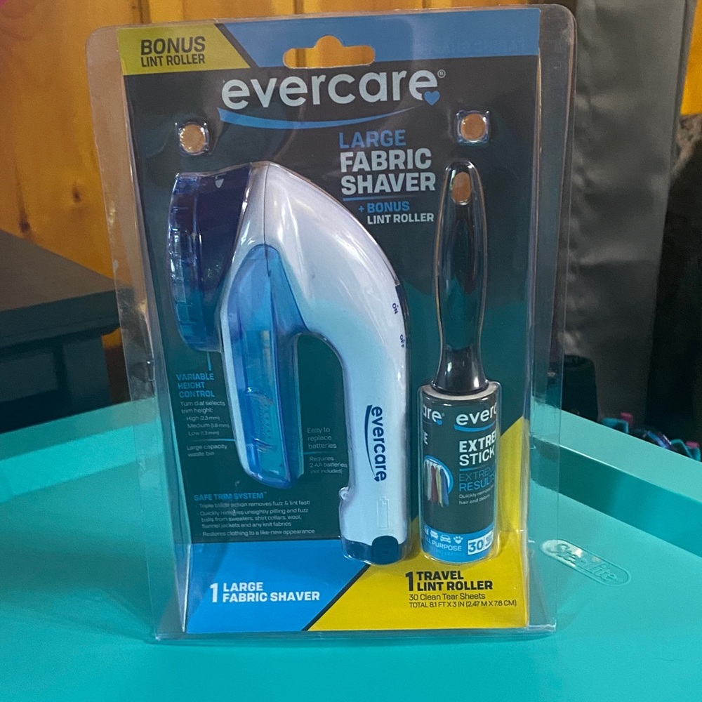 Large Fabric Shaver with Bonus Lint Roller - White and Blue